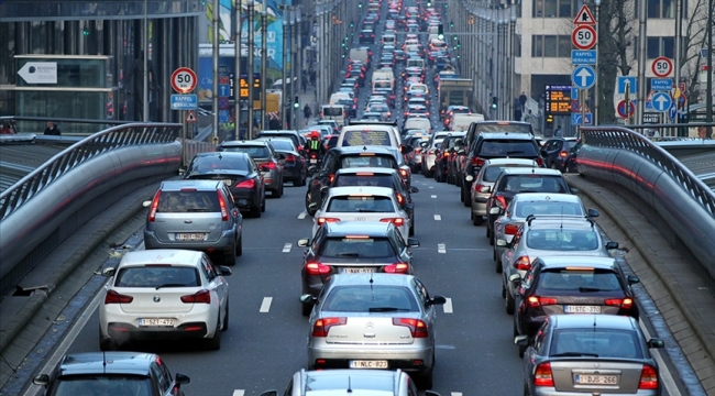 Stockholm'e dizel ve benzinli araba giremeyecek