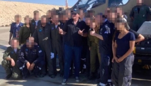 Tarantino, İsrail'in güneydeki üssünü ziyaret etti