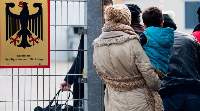Bu yıl AB'ye 51 bin Türk vatandaşı iltica etti