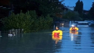 İtalya'da sel sebebiyle 6 kişi yaşamını kaybetti