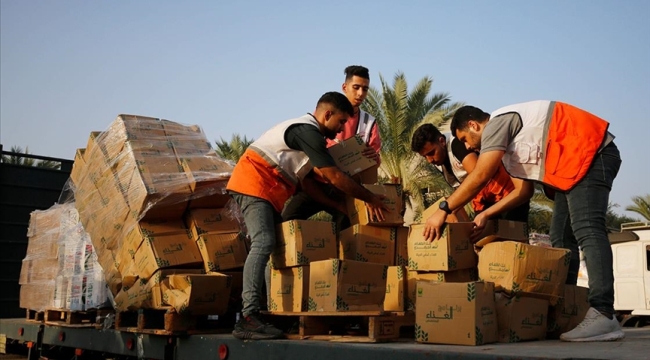 Pakistan'dan Gazze'ye 90 ton insani yardım