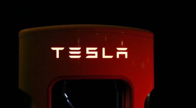 Tesla, hakkında açılan "antitröst" davasını kazandı