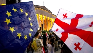 AB, Gürcistan'a "aday ülke" statüsü verdi