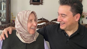 Ali Babacan'ın annesi hayatını kaybetti