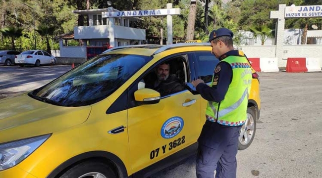 Antalya'da taksicilere yönelik trafik denetimi