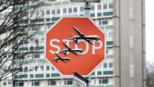 Banksy'nin Londra'daki eseri 1 saat içinde çalındı