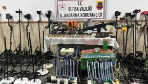 Bursa'da tarihi eser kaçakçısı ''aile'' yakalandı