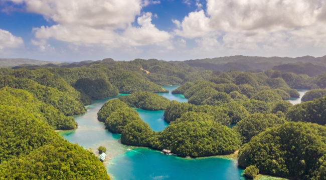 Filipinler'de 7,6 şiddetinde deprem meydana geldi