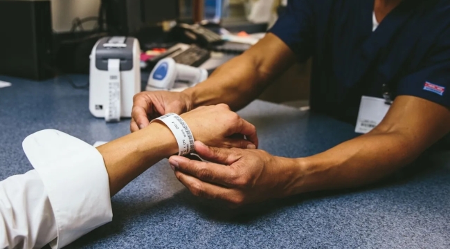 Prim borçlusu 1 yıl daha sağlık hizmeti alabilecek