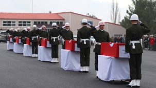 Şehit olan 6 asker için Şırnak'ta tören düzenlendi