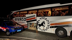 Tokat'ta yolcu otobüsüne tüfekle ateş açıldı