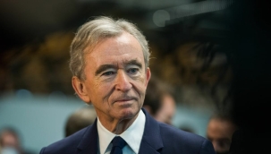 Dünyanın en zengin insanı Bernard Arnault oldu