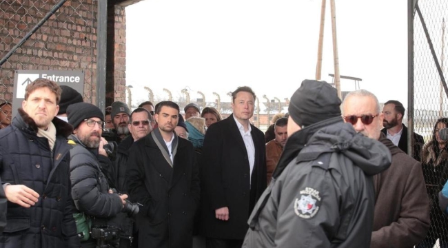 Elon Musk, Auschwitz toplama kampını ziyaret etti