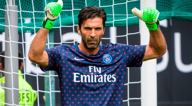 Eski kaleci Buffon: "Kale boyutları değişmeli"