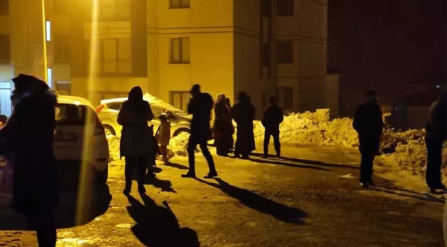 Hakkari'de en büyüğü 4,5'luk art arda 3 deprem