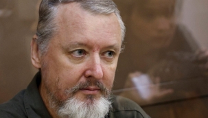 Rusya'da Putin'i eleştiren eski albaya 4 yıl hapis