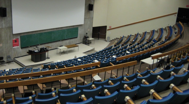 Son 5 yılda 2 milyon öğrenci üniversiteyi bıraktı