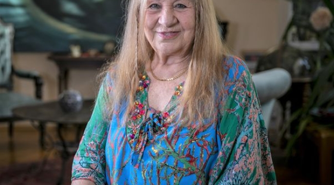 Tiyatro sanatçısı Ayla Algan hayatını kaybetti