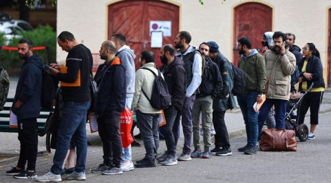 2023'te Türkiye'den AB'ye 100.870 iltica başvurusu