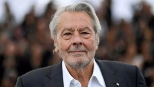 Alain Delon'un evinde 72 silah ele geçirildi