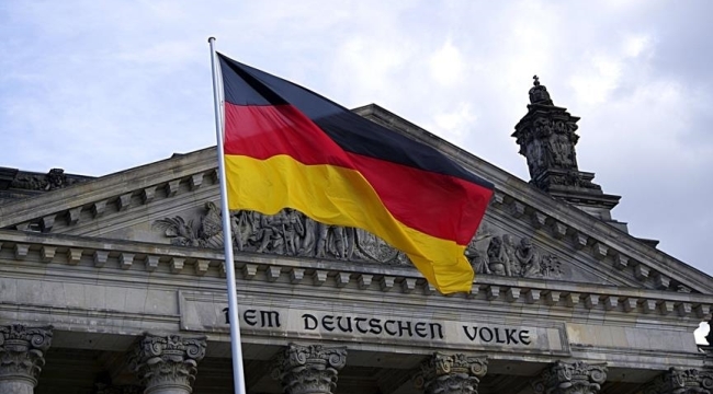 Alman ekonomisi, 4'üncü çeyrekte %0,3 küçüldü