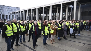 Almanya'da havalimanı işçileri iş bıraktı