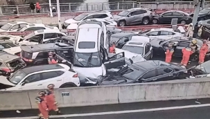 Çin'de buzlanma nedeniyle 100 araç birbirine girdi