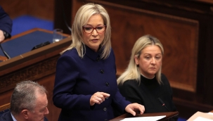 K. İrlanda'nın yeni başbakanı Michelle O'Neill