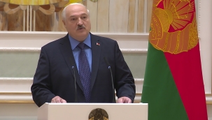 Lukaşenko, devlet başkanlığına yeniden aday