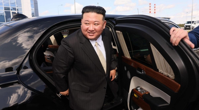 Putin, Kim Jong-Un'a Rus üretimi araba hediye etti