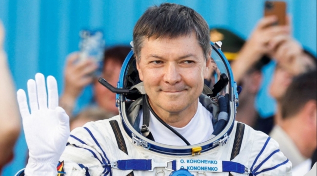 Rus kozmonottan rekor: Uzayda 878 gün geçirdi