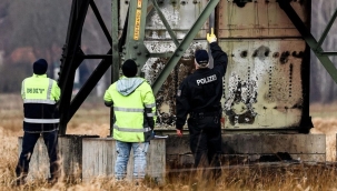 Almanya'da Tesla fabrikası kundaklandı