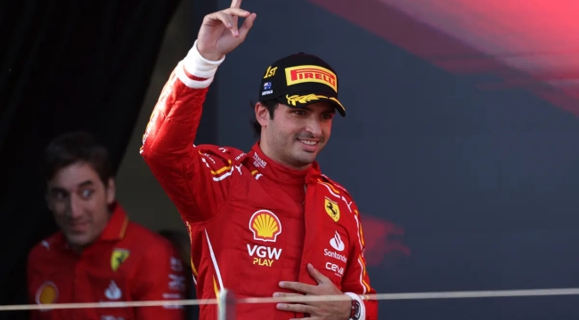 F1: Avustralya GP'de zafer Carlos Sainz'ın