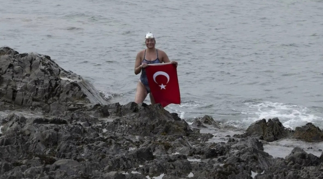 Türkoğlu, Cook Boğazı'nı da geçti