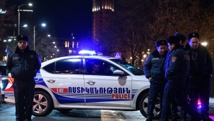 Erivan'da polis karakoluna silahlı saldırı