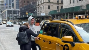 Eylem Tok ve oğlu New York'ta görüntülendi