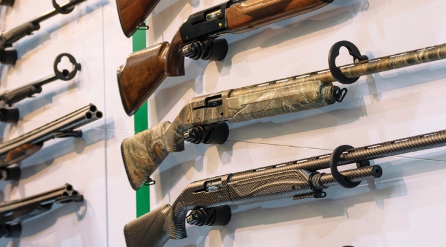 Florida'da silah satın alma yaşı 18'e iniyor