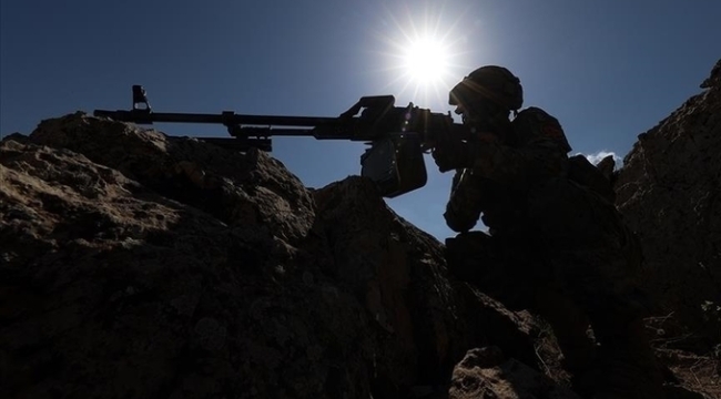 MSB: "Kuzey Irak'ta 12 PKK'lı etkisiz hale getirildi"