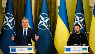 NATO: "Ukrayna'ya beyaz bayrak değil silah lazım"