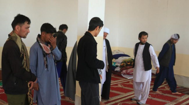 Afganistan'da Şii camisine saldırı: 6 can kaybı