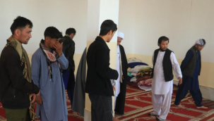 Afganistan'da Şii camisine saldırı: 6 can kaybı