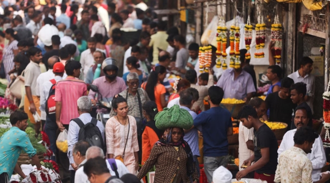 BM: "Dünyanın en kalabalık ülkesi: Hindistan"