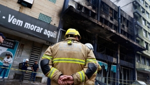 Brezilya'da evsizlerin kaldığı otel yandı: 10 ölü