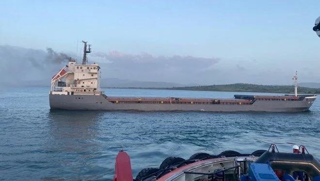 Çanakkale Boğazı'nda kuru yük gemisinde yangın