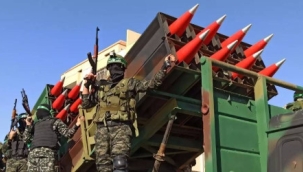 Hamas, İsrail'e Lübnan'dan 20 füze fırlattı