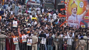 Hindistan'da 6 hafta sürecek genel seçim başladı