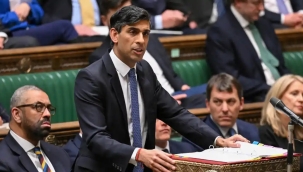 İngiltere ülkedeki kaçakları Ruanda'ya gönderiyor