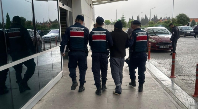 İzmir'de DAEŞ operasyonu: 8 tutuklama