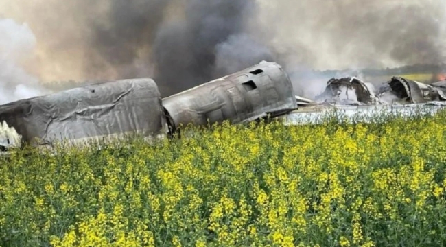 Rusya'da askeri uçak düştü: 1 pilot öldü