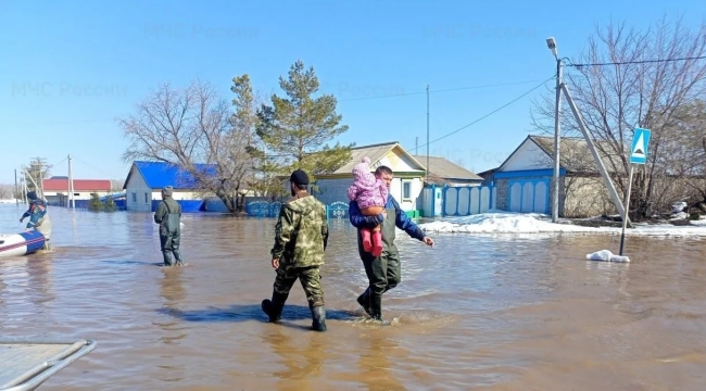 Rusya'da baraj taştı: 3 kişi hayatını kaybetti